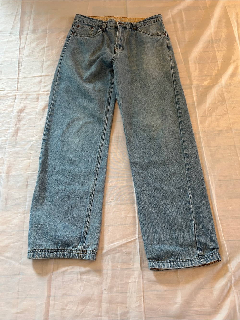 Relaxed Light Blue Men’s Jeans — Classic Casual Fit